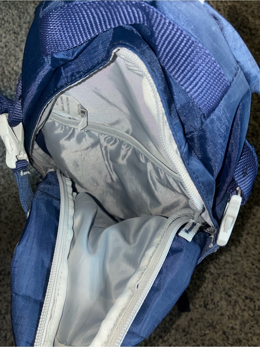 Ozark Trail Navy Blue Daypack Backpack - Picture 3 of 3